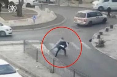 muslimsk terrorist angiver jøde med kniv i Jerusalem
