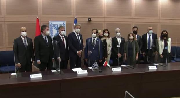 UAE-parlamentsdelegation-i-Knesset