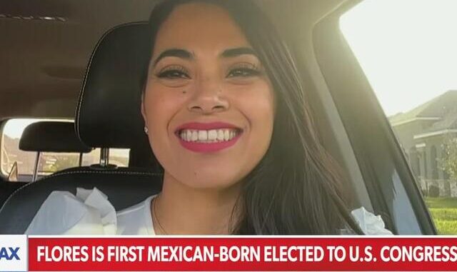 Mayra Flores