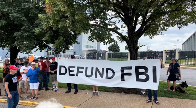defund the FBI !